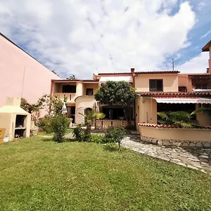 Apartmani Koin , Medolino Croazia